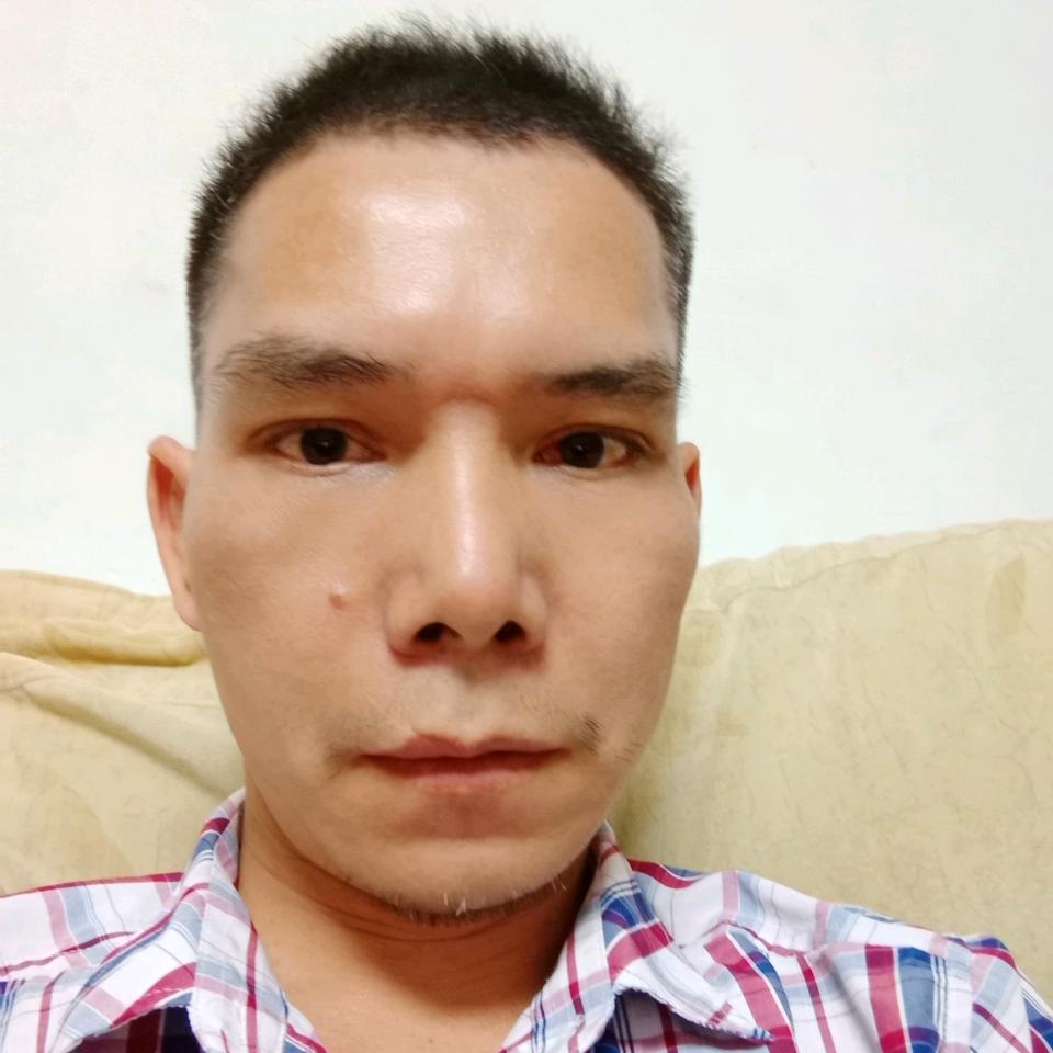 钦州贴砖大叔