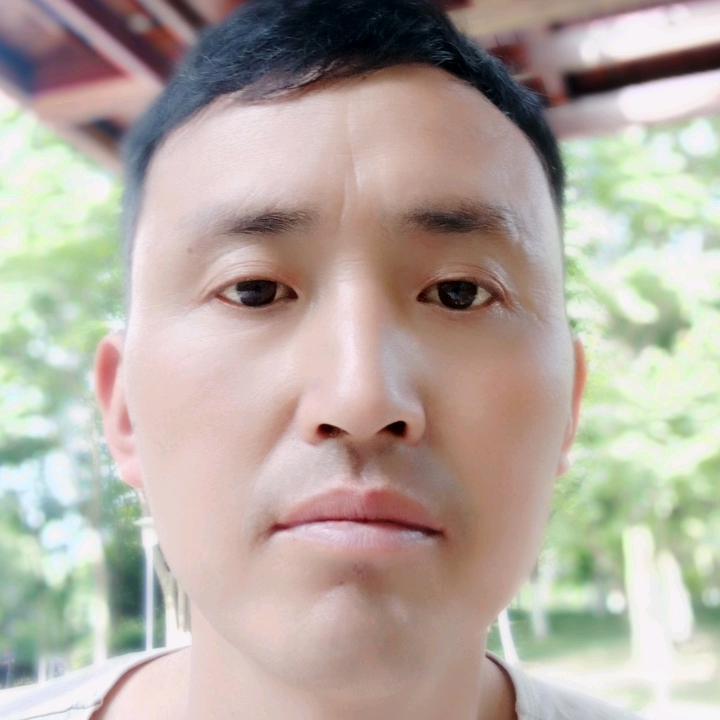 颛孙，德恩