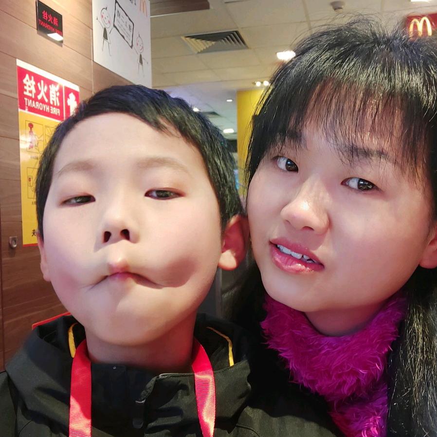 水口嘴卖手机的  端妹妹