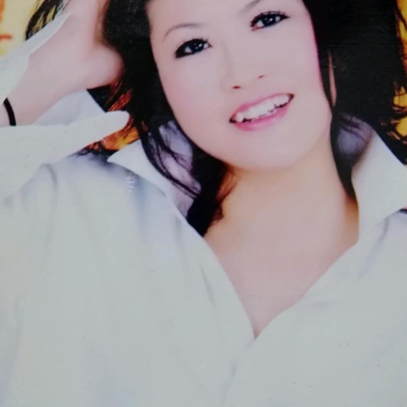 清风掠过。