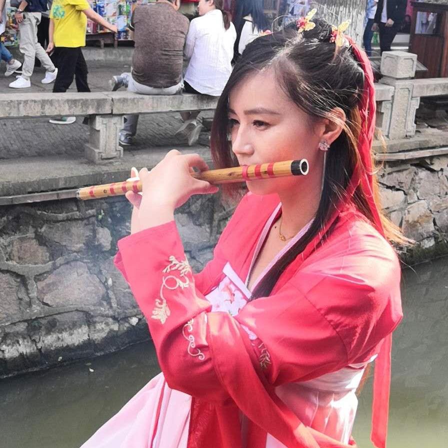 🐟Michelle 梁小雪