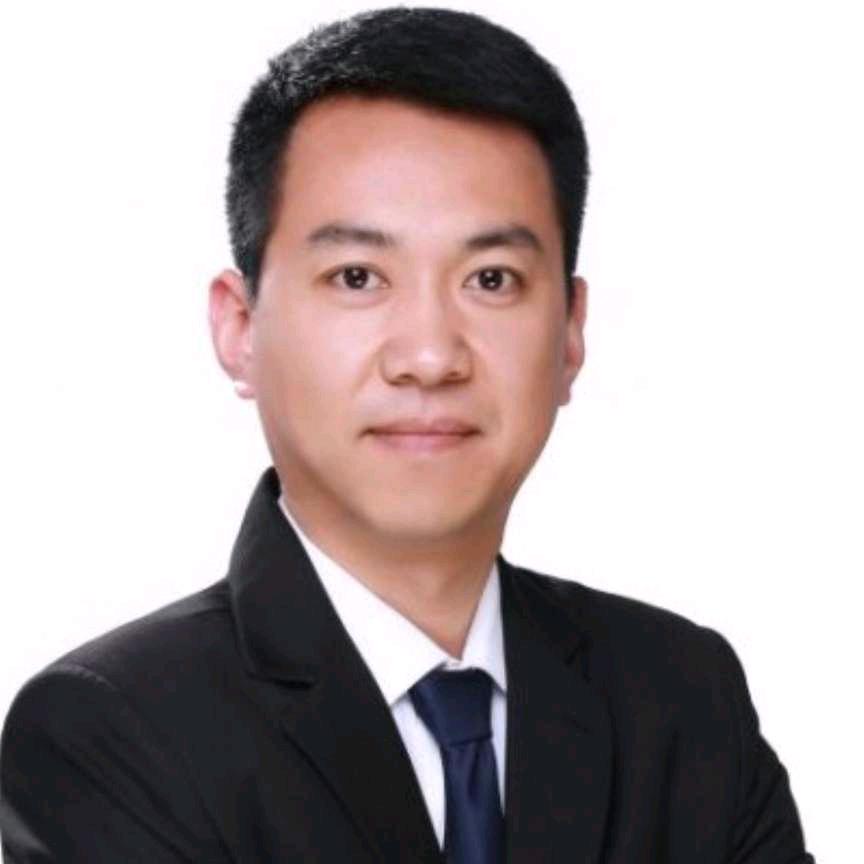 西安现代综合高中苏校长