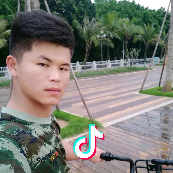 道路交通设施小肖