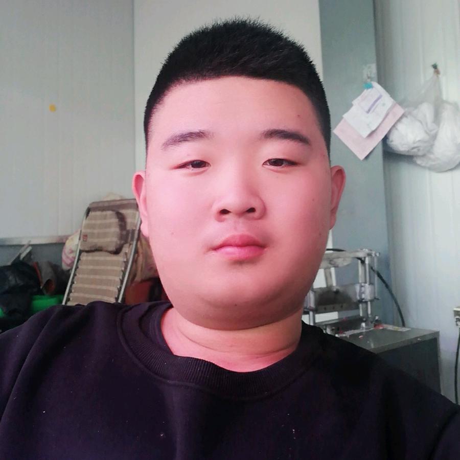 收猪卖肉的王老板