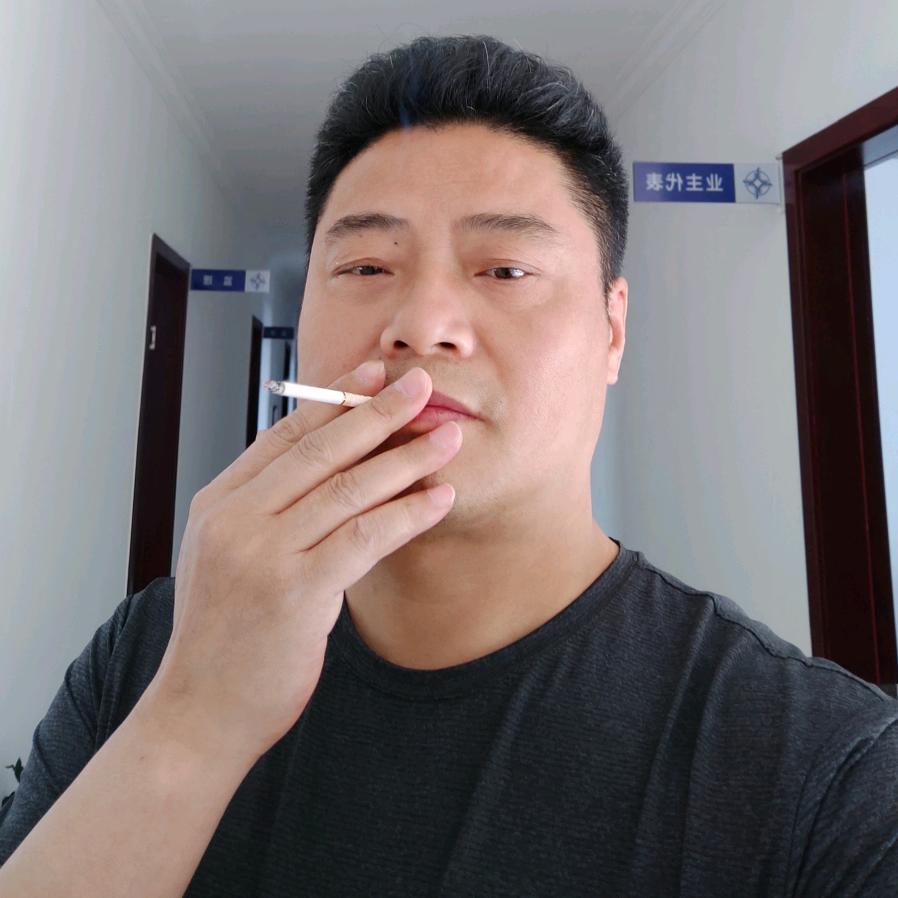 周友亮