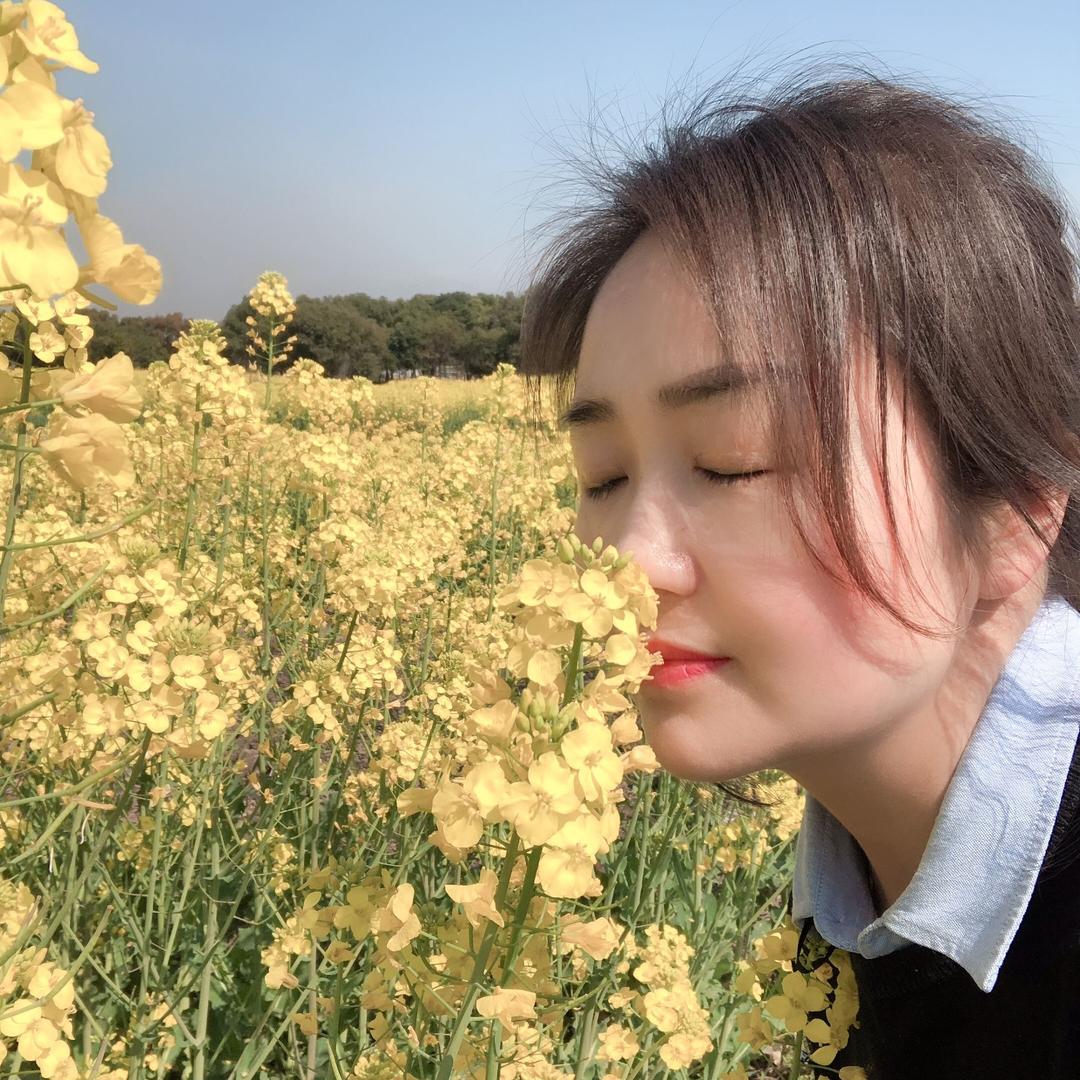 许妍