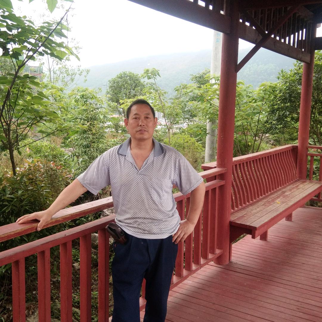 坤哥