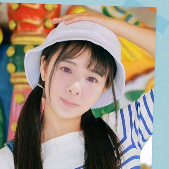 潇雪（瑜伽健身，燃脂塑形，汗水塑造美丽）