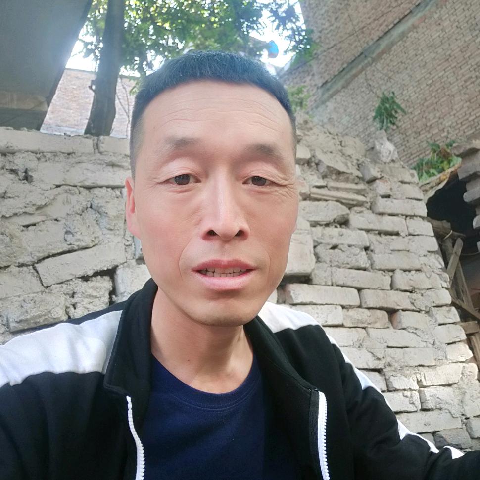 西安收头发（欣欣丝美理发）