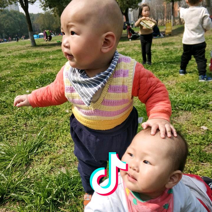 亲亲可爱多
