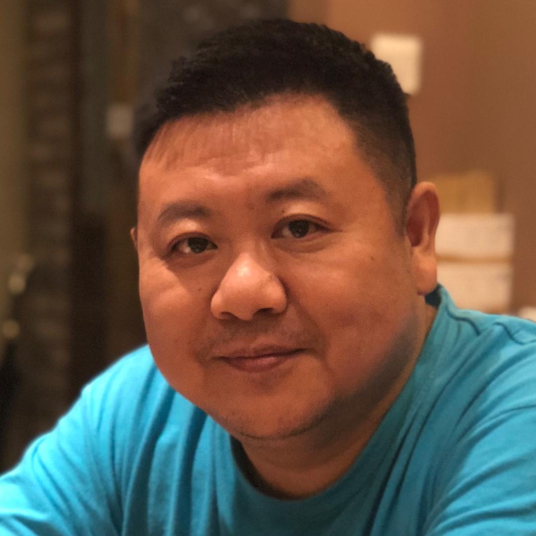 食话洪亮