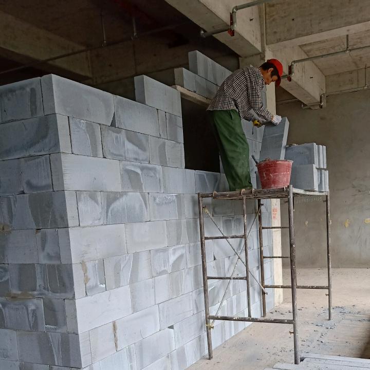 小黄轻质砖隔墙《全国接单》