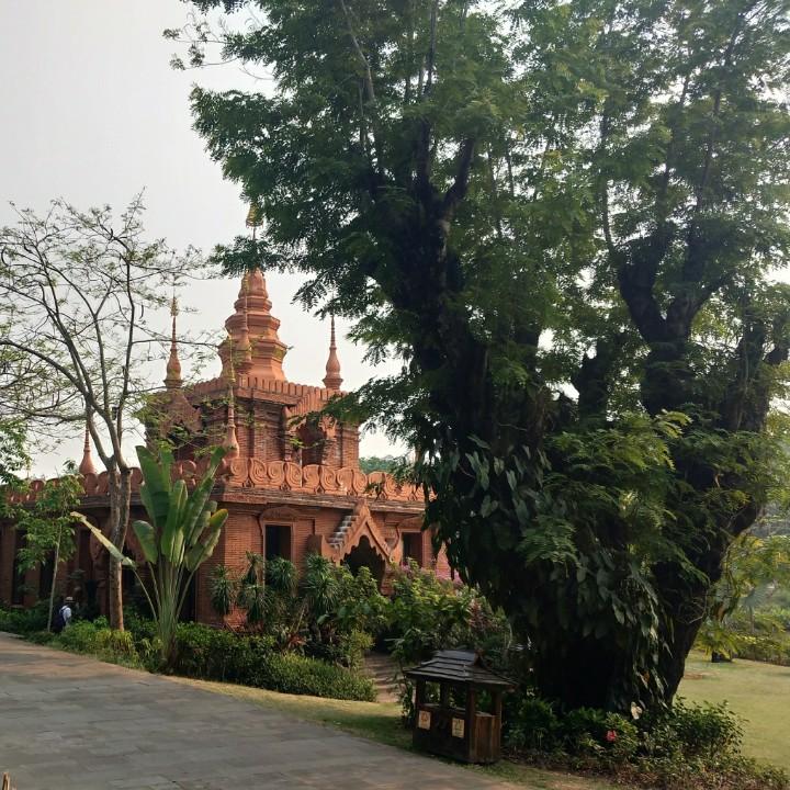 平平淡淡