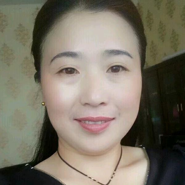 聚元服装大舅妈