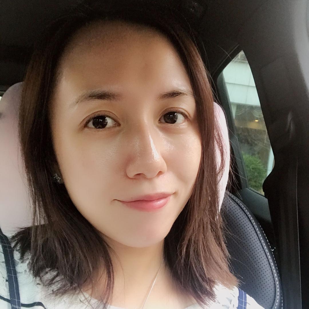 小眼镜麻麻