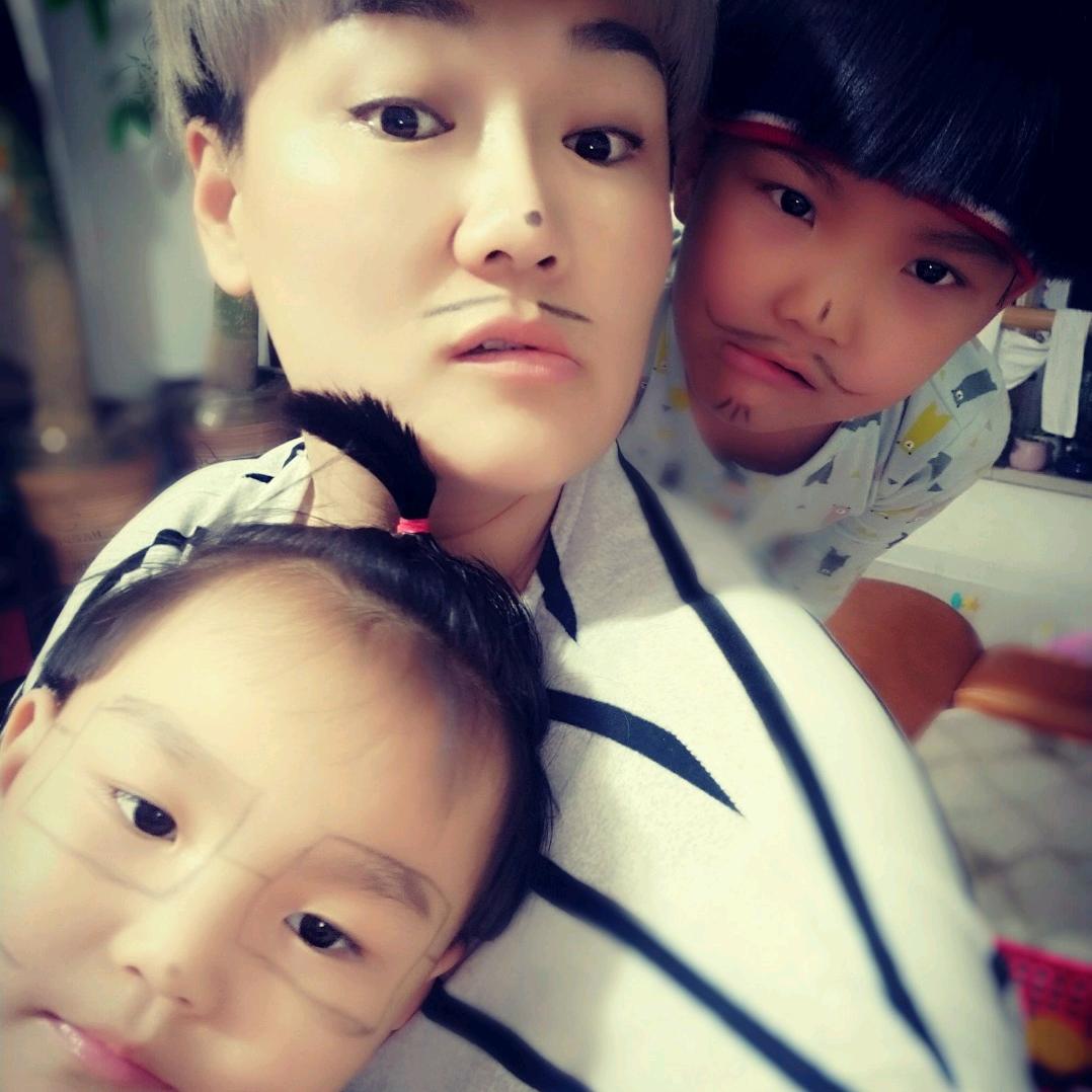 家有俩千金👯💒🚗💍
