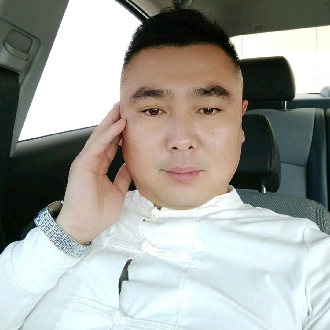 陈健