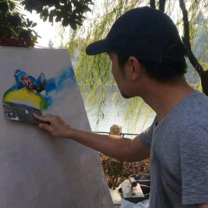 虹