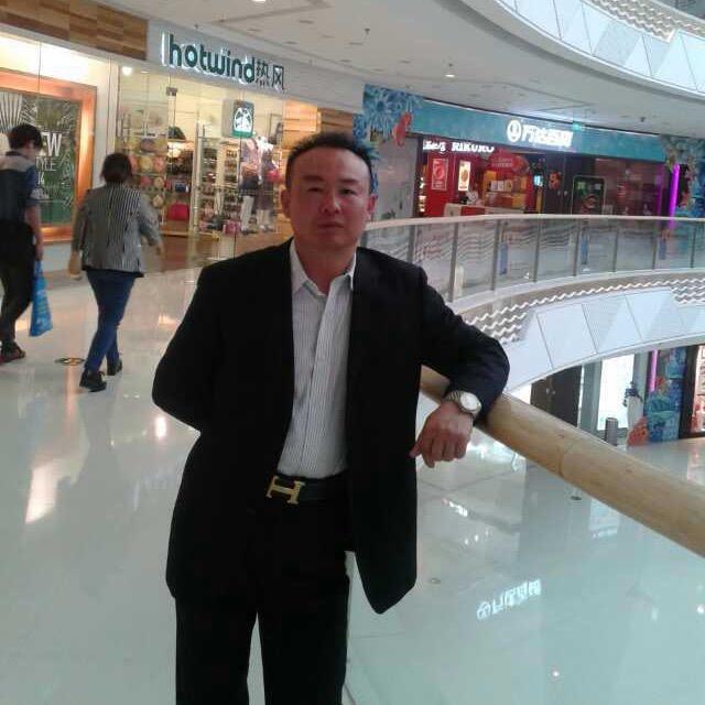 梅万鹏