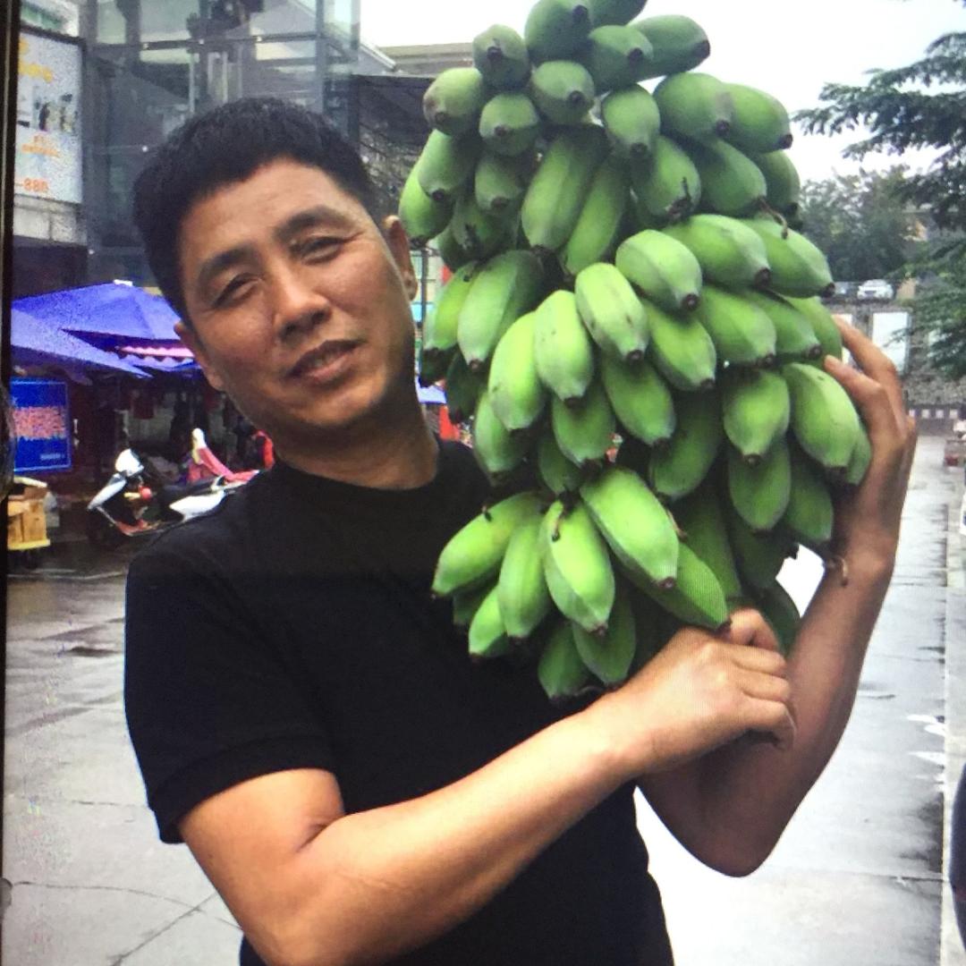 大城卫浴灯饰伟哥