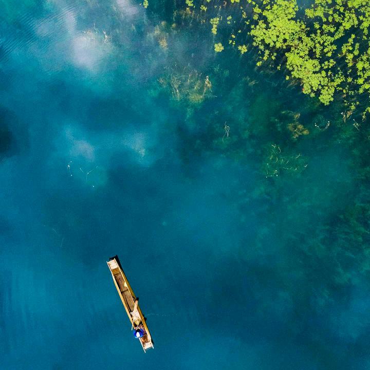 想做诗人的小邓