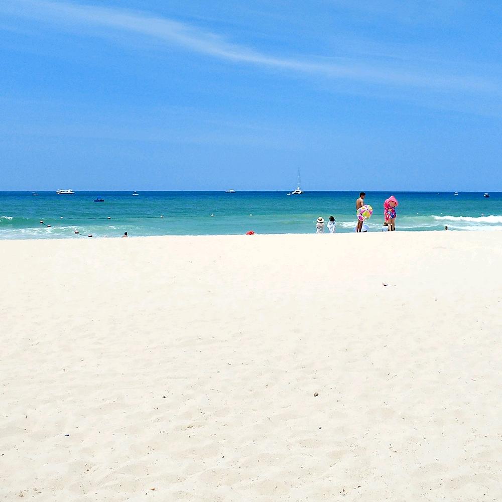 可乐 (っ˘зʕ•̫͡•ʔ)