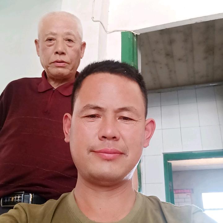 刘六云