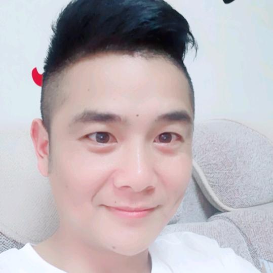邱启华😀
