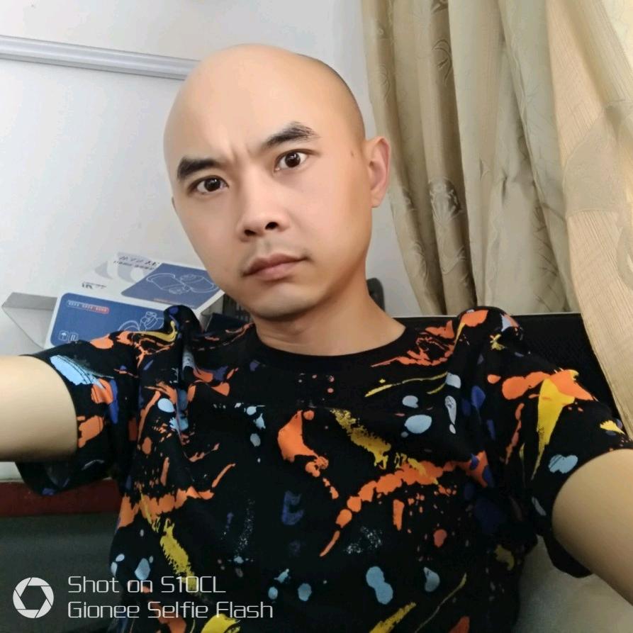 光头哥探店