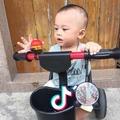 隔壁小雷