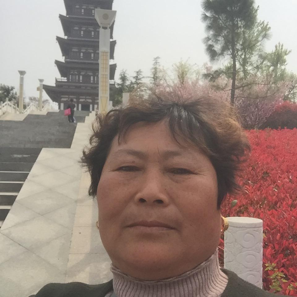 乡村的孙奶奶