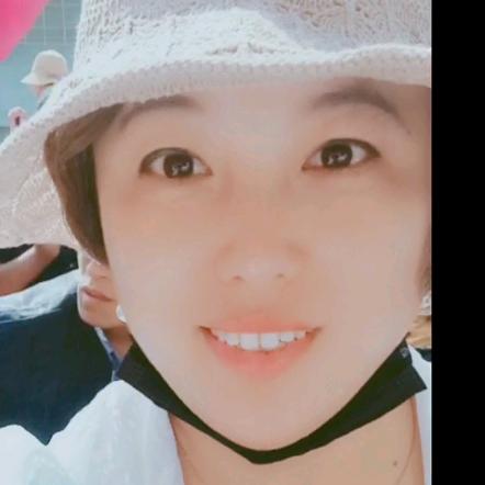大脸妹