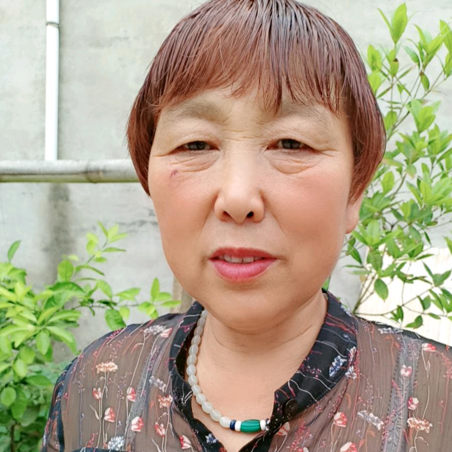 开心姐 w