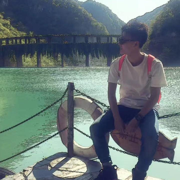 牛丰杰红油米线