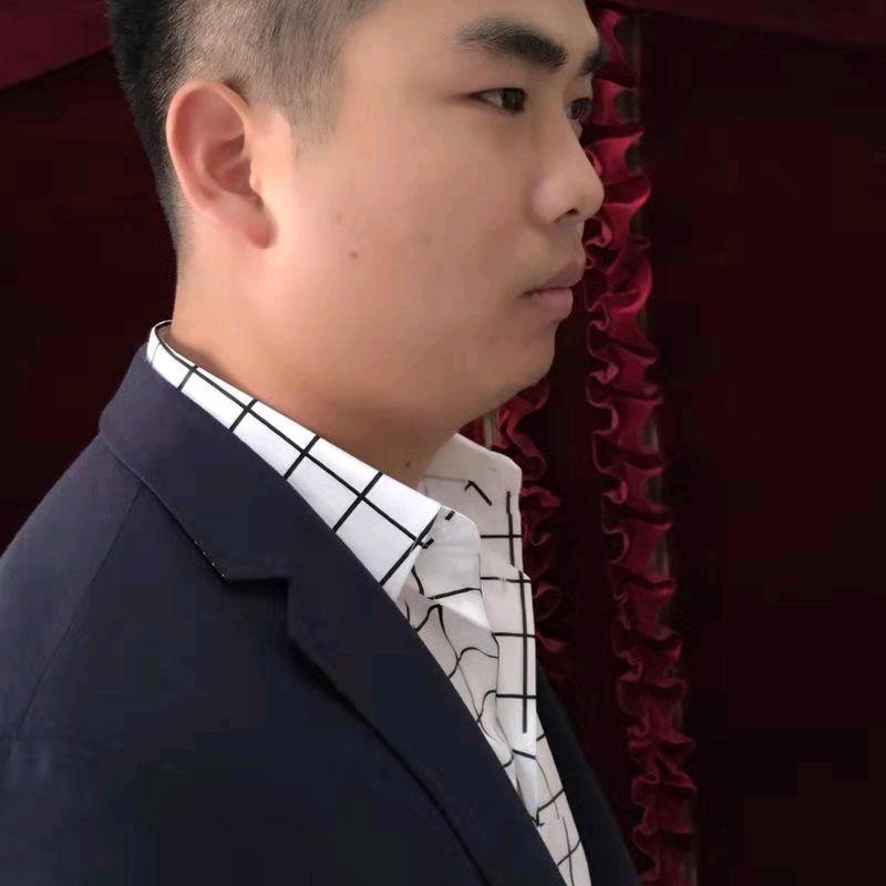 孙輝，蒙蒙