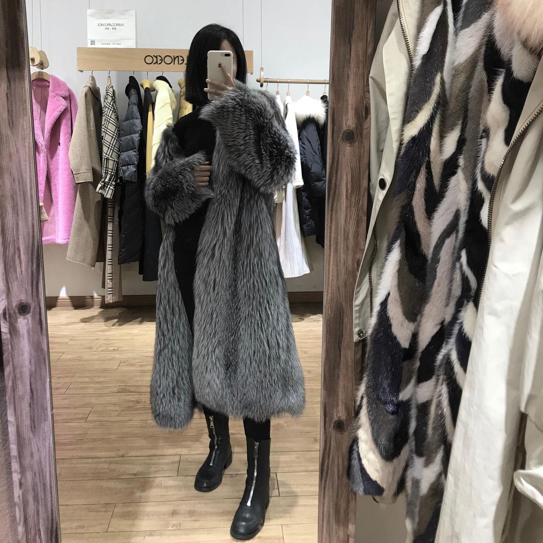 温江雅格丽服饰店2