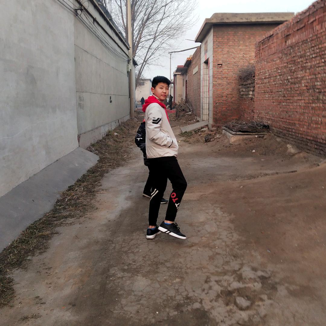 万水千屮，未来可期。