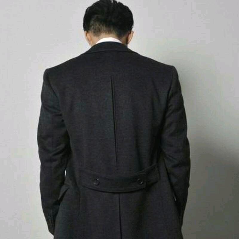 偶尔躲躲乌云☁