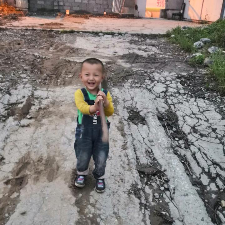 房屋装修冯师傅