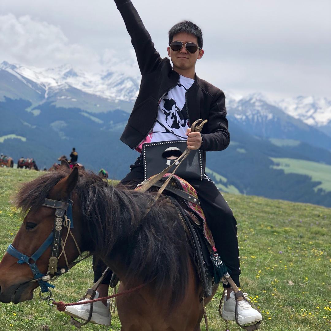 柒月旅行