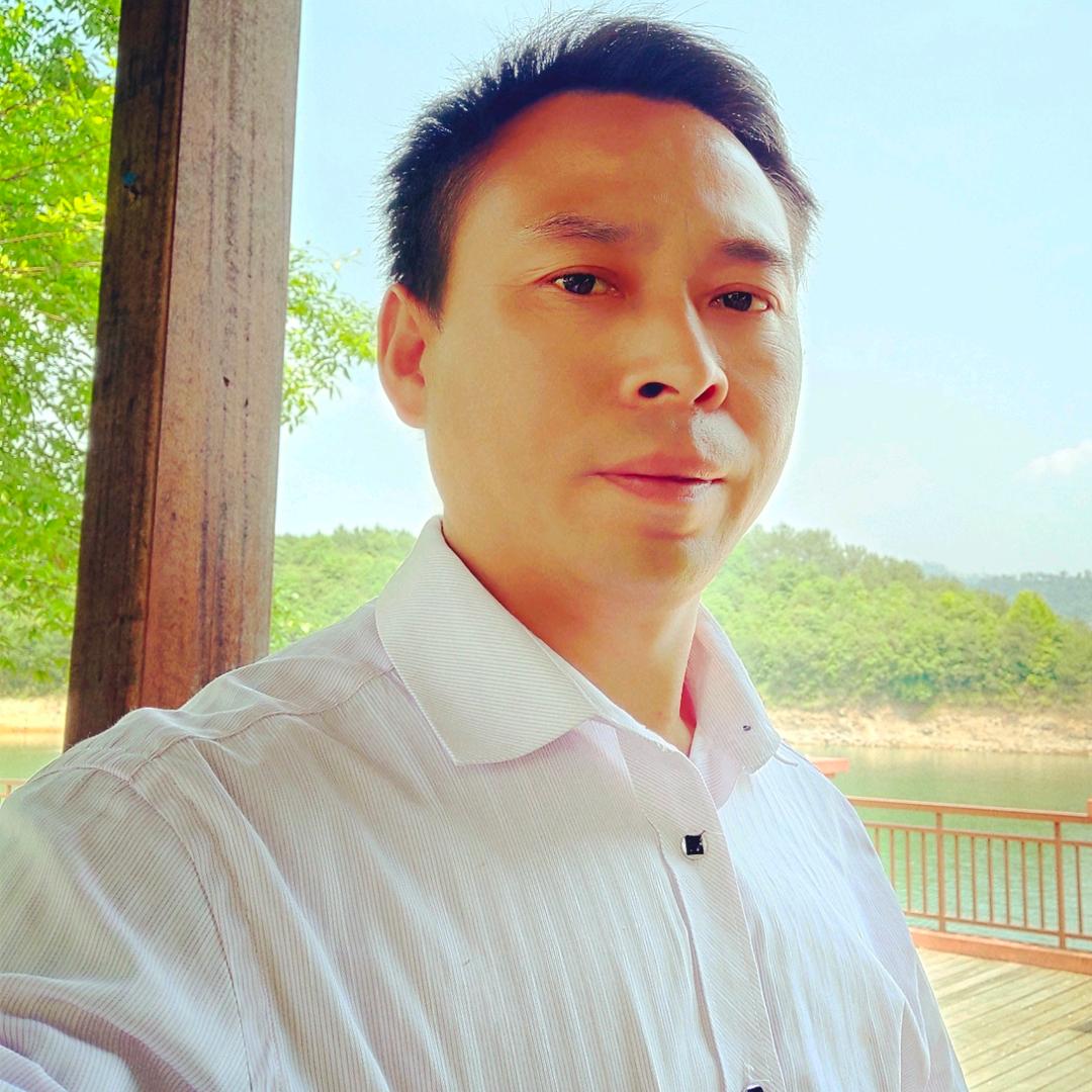 为了生活而前行