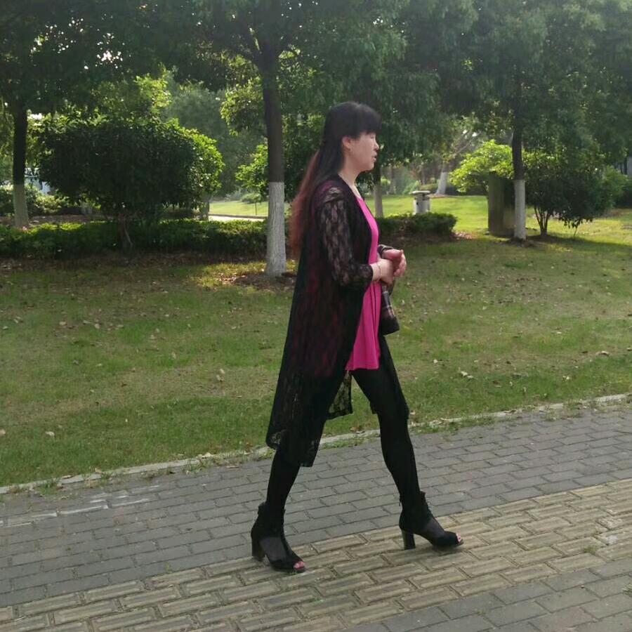 倣人靠心不是靠嘴我身边从不缺少小人