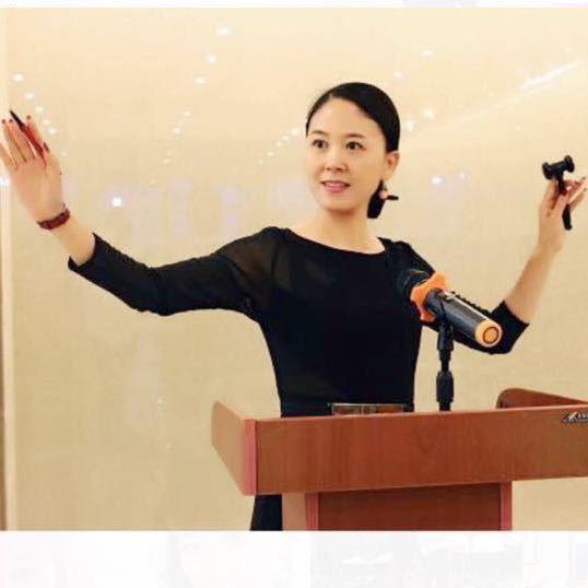 拍卖师郭永美