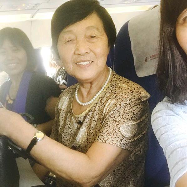 人生快乐黄大姐