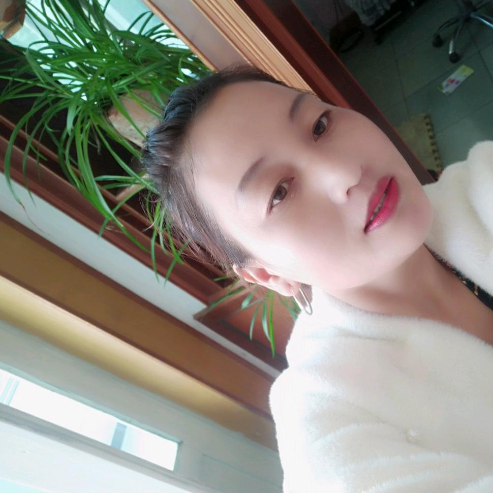 亚