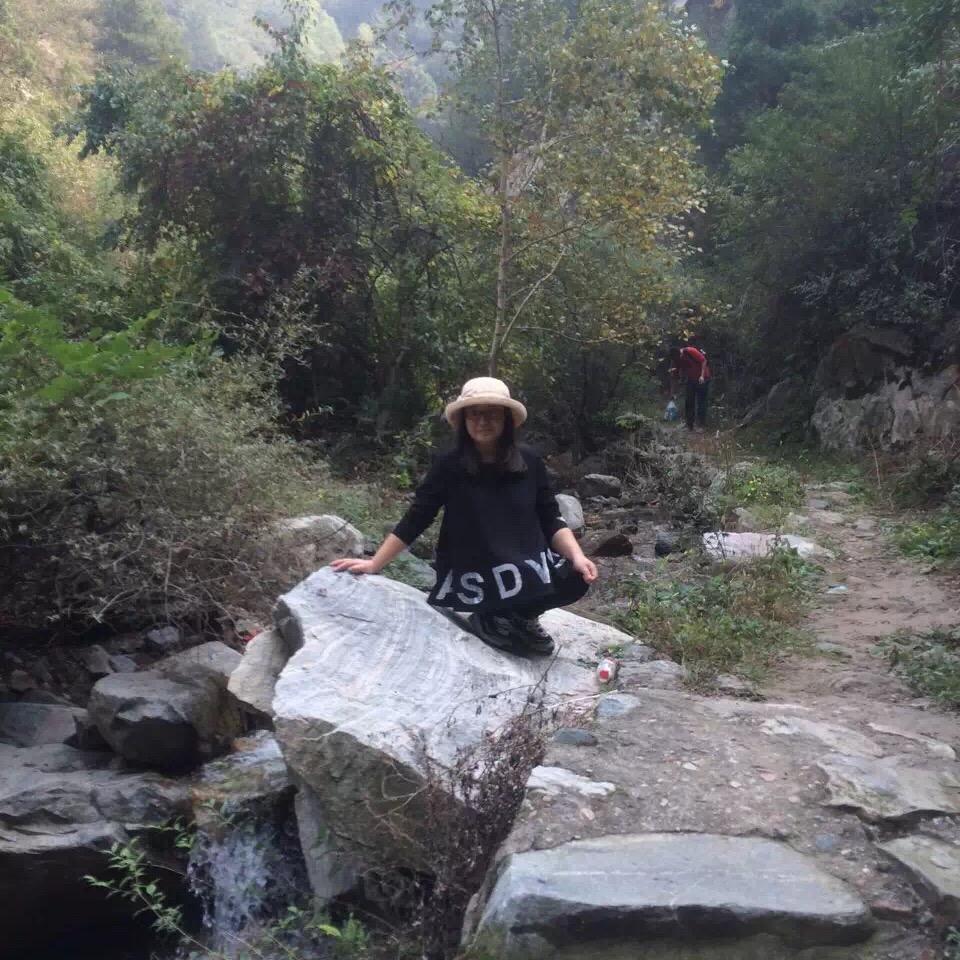 欧阳雨纤