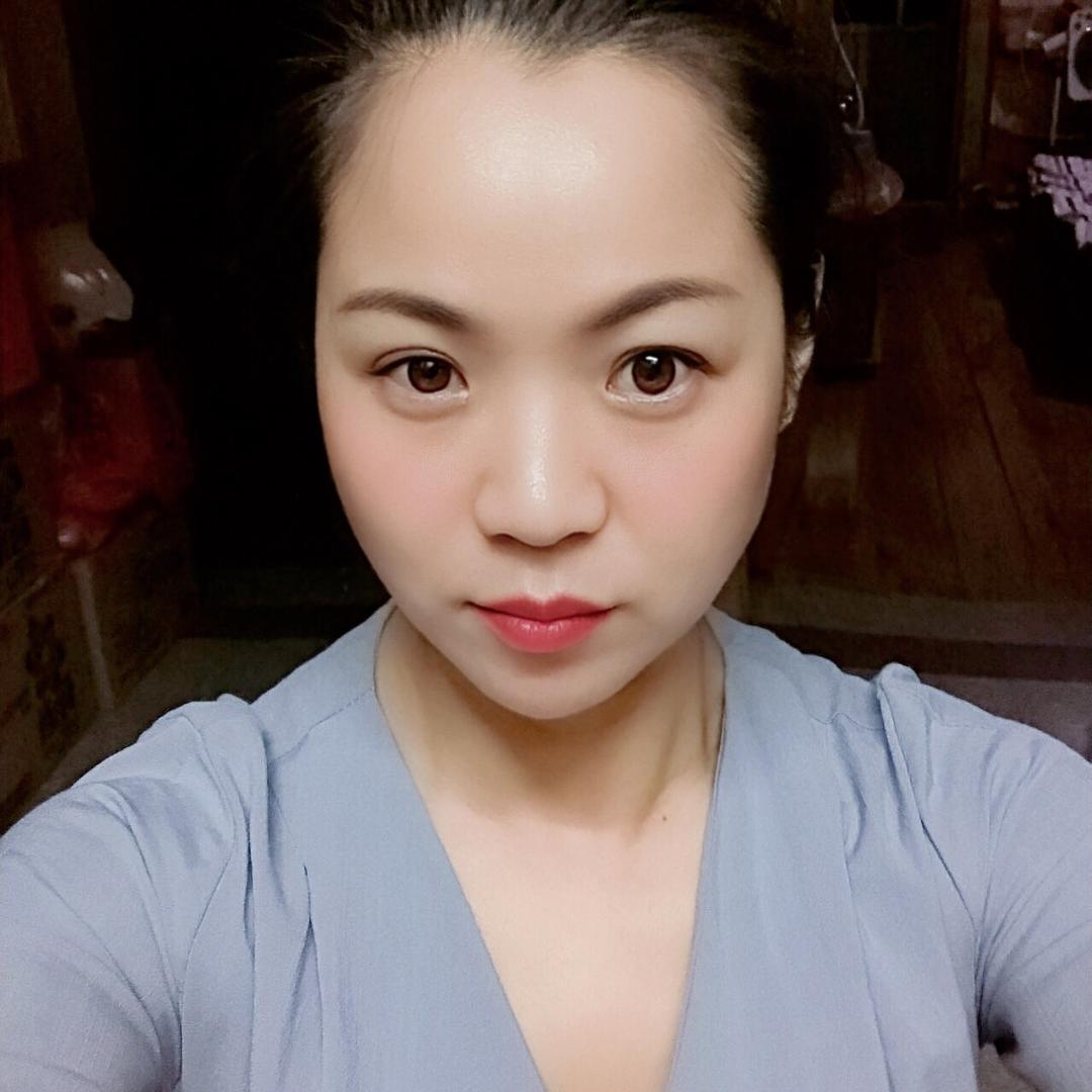 阳光男孩的妈妈默龙梅子😼