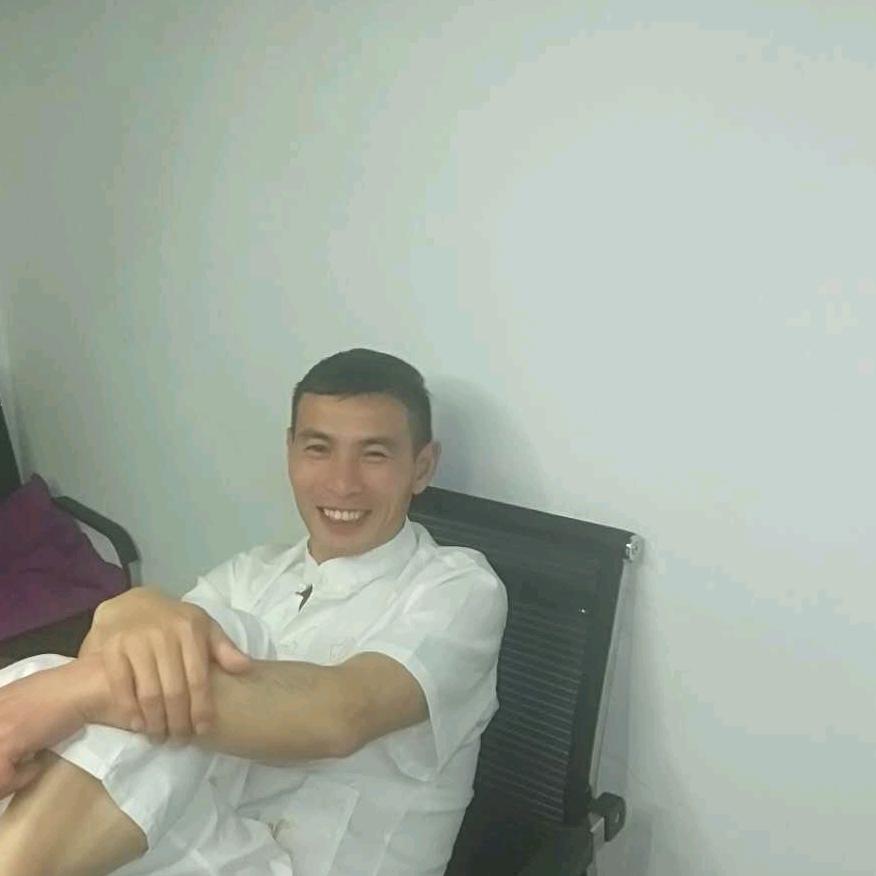 人怕伤心树怕断根