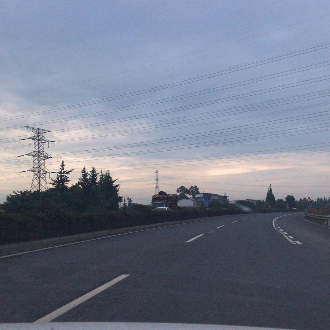 做锅边馍馍小吴