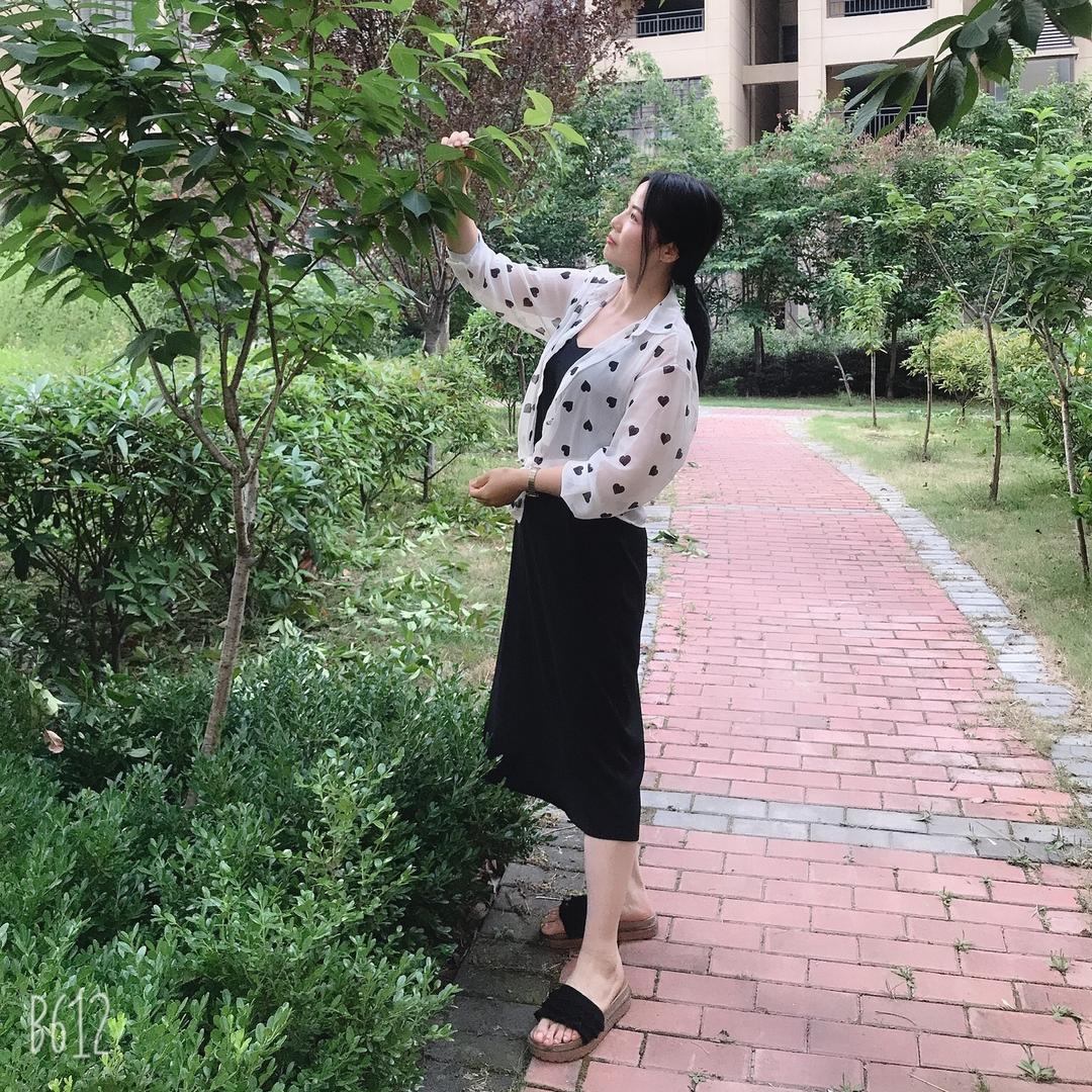 息国莹莹